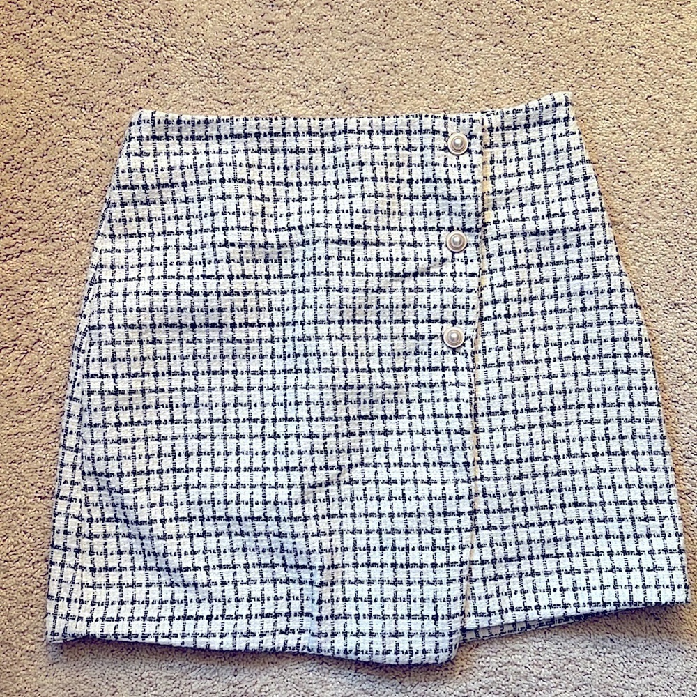 Black and white Tweed skirt